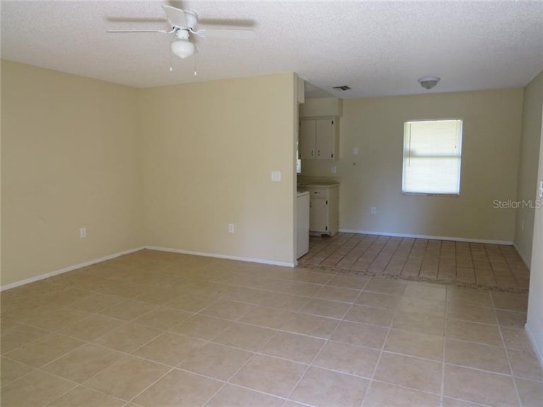 Photo 6 of 18 - 4155 Chowen Dr, Lakeland, FL 33810