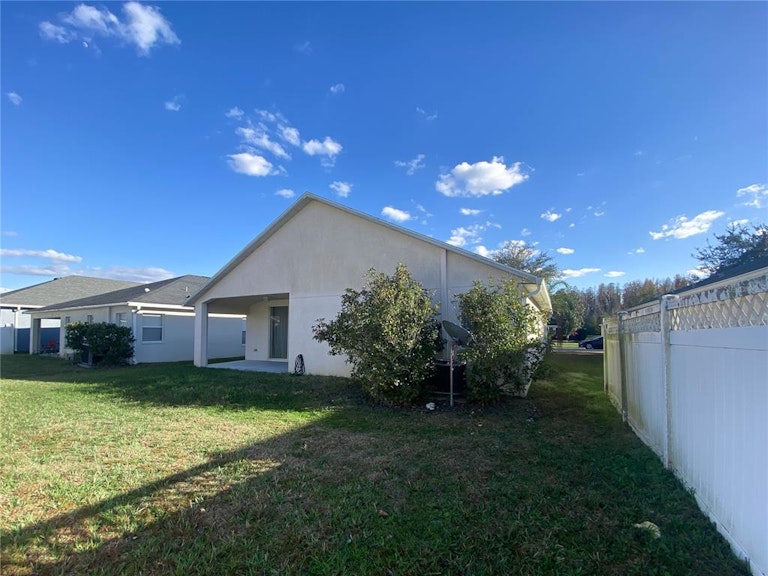 Photo 26 of 26 - 31339 Heatherstone Dr, Wesley Chapel, FL 33543