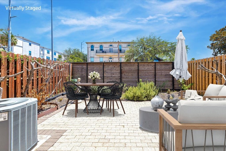 Photo 39 of 47 - 2828 Bering Dr, Houston, TX 77057