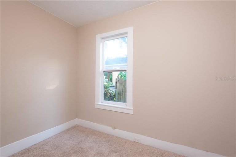 Photo 18 of 25 - 4218 N 13th St, Tampa, FL 33603