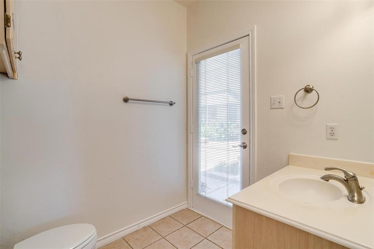 Photo 30 of 40 - 6006 Sunderland Dr, Colleyville, TX 76034