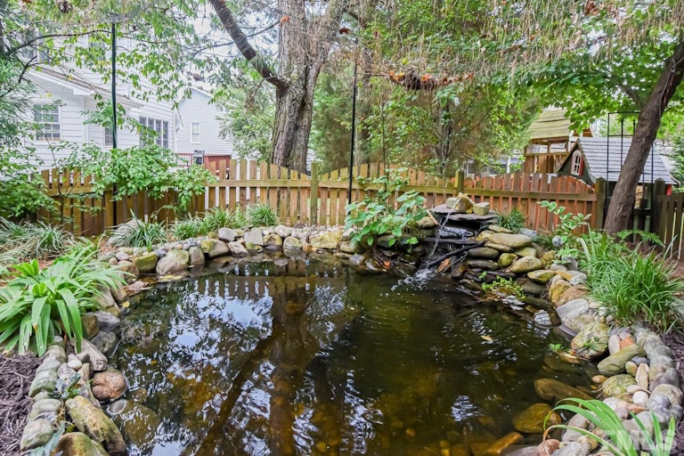 Photo 27 of 34 - 3912 Heritage View Trl, Wake Forest, NC 27587