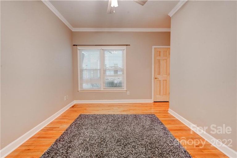 Photo 22 of 32 - 103 Medallion Ct, Gastonia, NC 28056