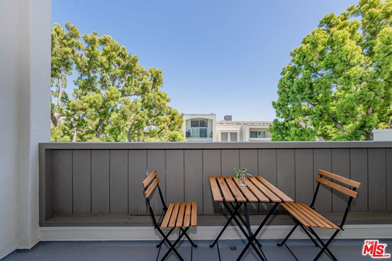 Photo 22 of 38 - 13238 Fiji Way Unit B, Marina Del Rey, CA 90292