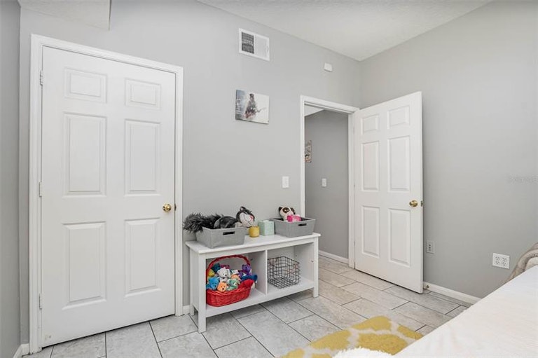 Photo 14 of 20 - 239 Longview Ave #113, Kissimmee, FL 34747
