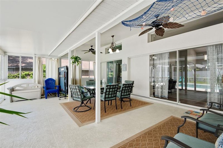 Photo 37 of 50 - 1719 Woodpond Way, Lutz, FL 33559