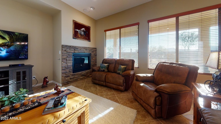 Photo 12 of 54 - 43916 N 50th Ln, New River, AZ 85087