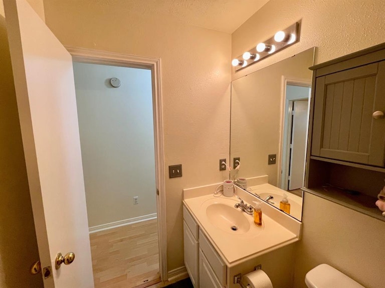 Photo 21 of 45 - 16107 Mesa Blvd, Humble, TX 77396