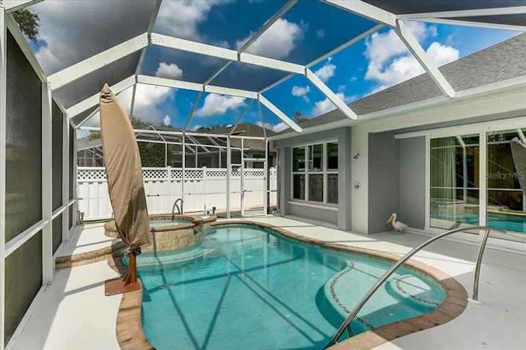 Photo 42 of 53 - 7711 Ashley Cir, Bradenton, FL 34201