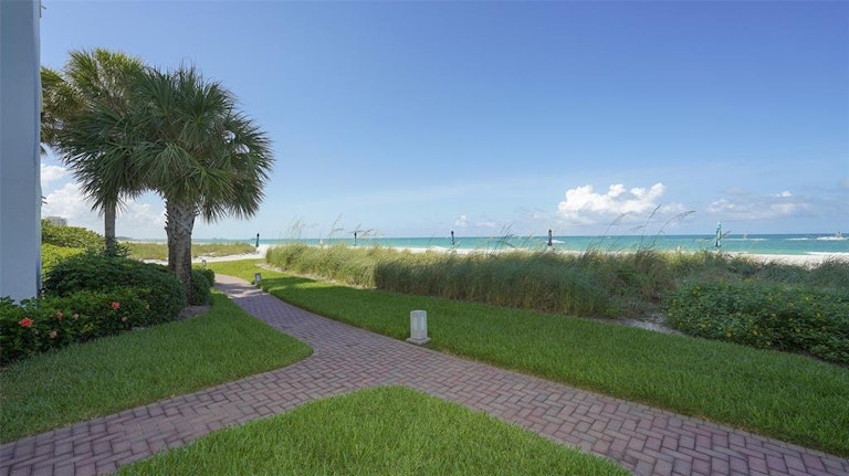 Photo 45 of 63 - 1000 Longboat Club Rd #702, Longboat Key, FL 34228