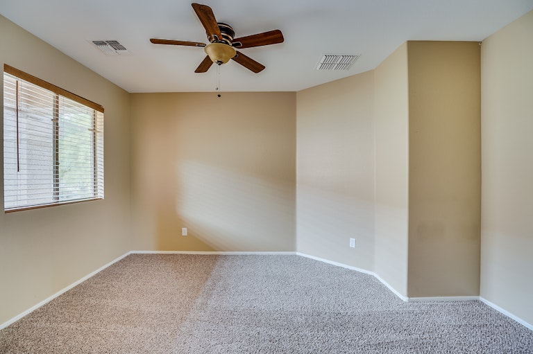 Photo 6 of 23 - 2837 E Pinto Valley Rd, San Tan Valley, AZ 85143