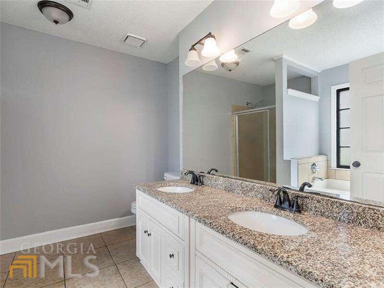 Photo 27 of 46 - 3600 Homewood Dr, Powder Springs, GA 30127