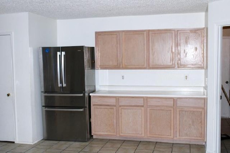 Photo 18 of 33 - 4220 Boxwood Dr, Balch Springs, TX 75180