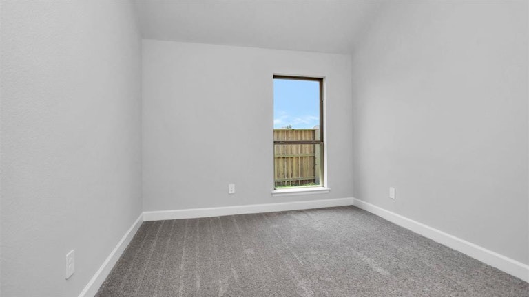 Photo 9 of 30 - 9526 Sanger Way, Rosharon, TX 77583