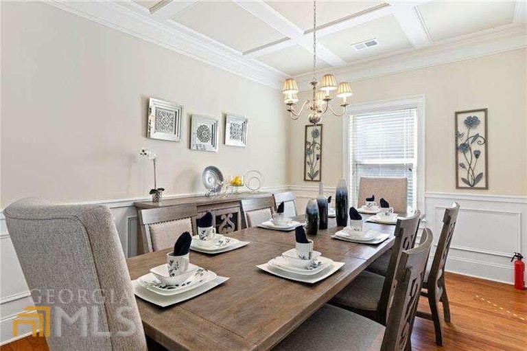 Photo 6 of 24 - 651 Silver Oak Dr, Dallas, GA 30132