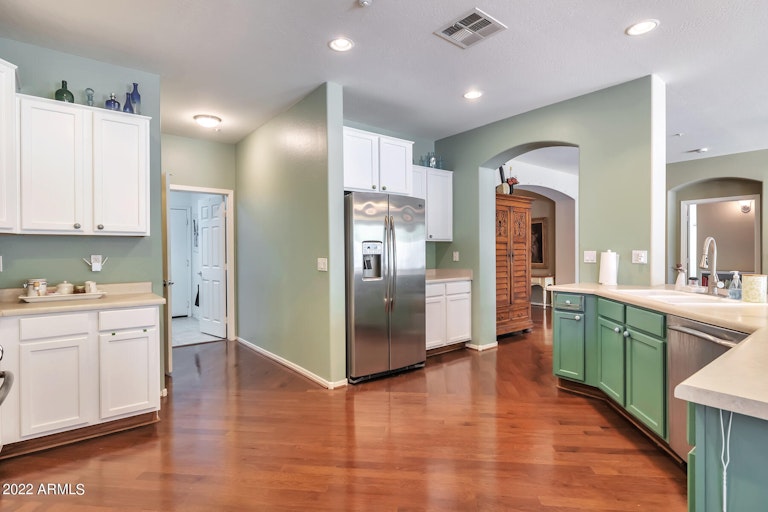 Photo 11 of 23 - 16388 W Yucatan Dr, Surprise, AZ 85388
