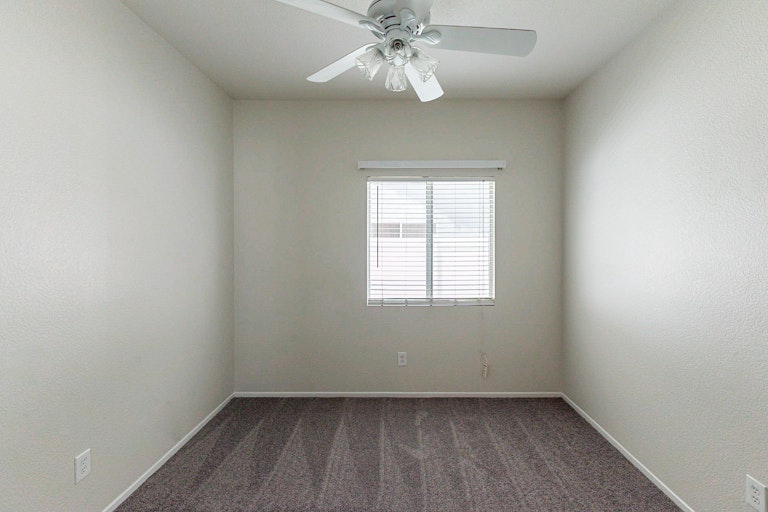 Photo 20 of 27 - 1932 Warwick St, San Jacinto, CA 92582