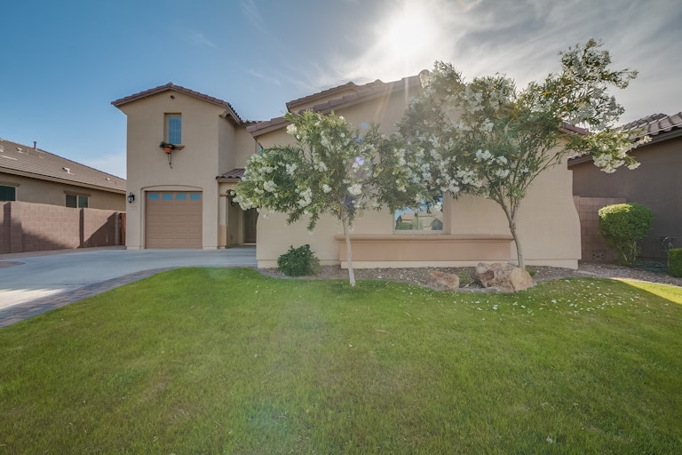 Photo 1 of 43 - 5711 S Parkcrest St, Gilbert, AZ 85298