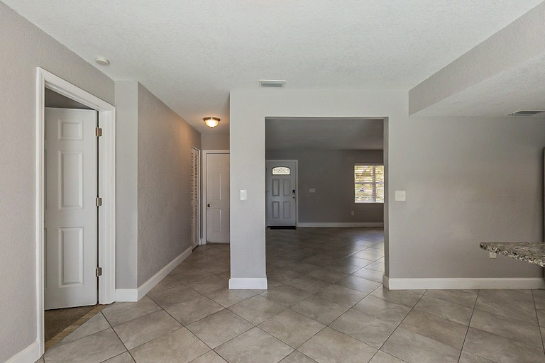 Photo 9 of 24 - 7036 13th St E, Sarasota, FL 34243