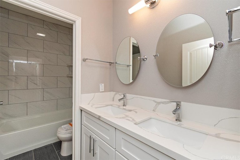 Photo 16 of 42 - 4974 Beatty Dr, Riverside, CA 92504