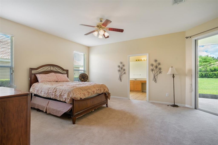 Photo 17 of 38 - 11015 Belmere Isles Ct, Windermere, FL 34786