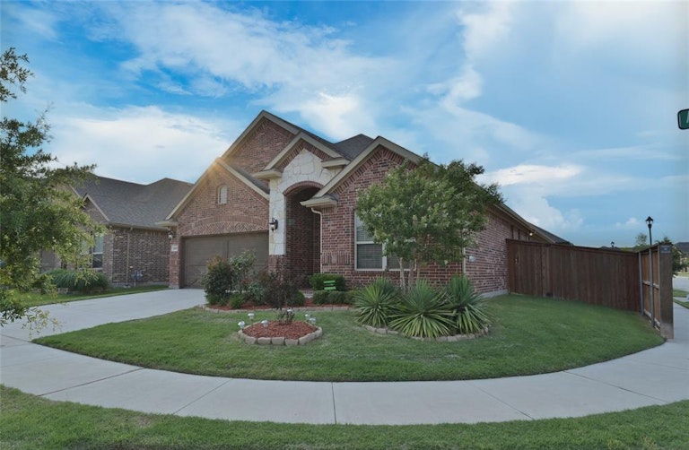 Photo 2 of 40 - 14800 Angel Trace Dr, Aledo, TX 76008