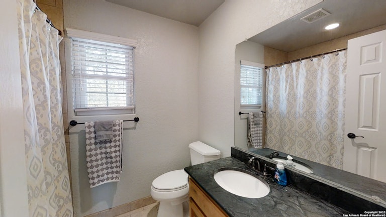 Photo 18 of 32 - 12227 Ridge Spur, San Antonio, TX 78247