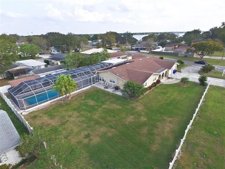 Photo 2 of 25 - 790 N 8th St, Eagle Lake, FL 33839