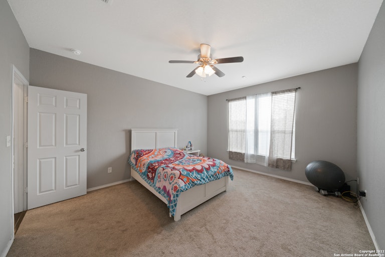 Photo 12 of 18 - 15927 Silver Rose, Schertz, TX 78154