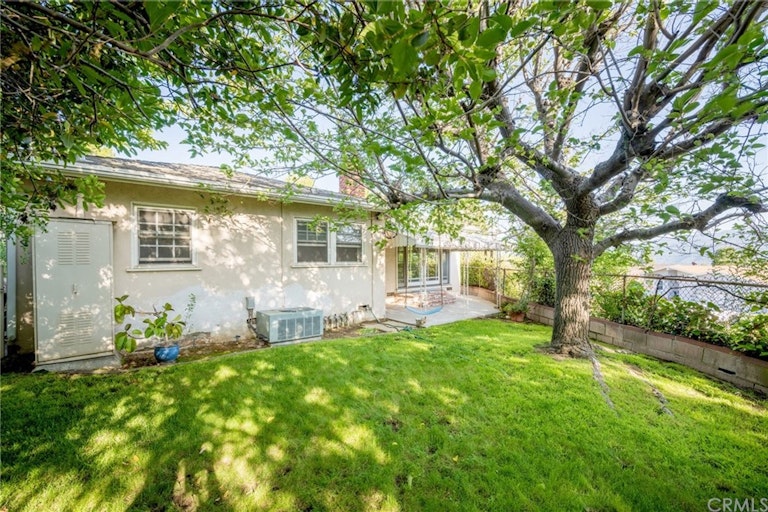 Photo 13 of 13 - 4603 Lowell Ave, La Crescenta, CA 91214