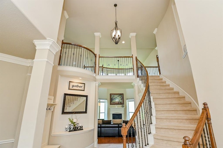 Photo 4 of 44 - 5306 Clear Landing Ct, Rosharon, TX 77583