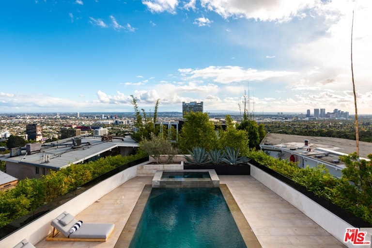 Photo 35 of 41 - 9393 Sierra Mar Dr, Los Angeles, CA 90069