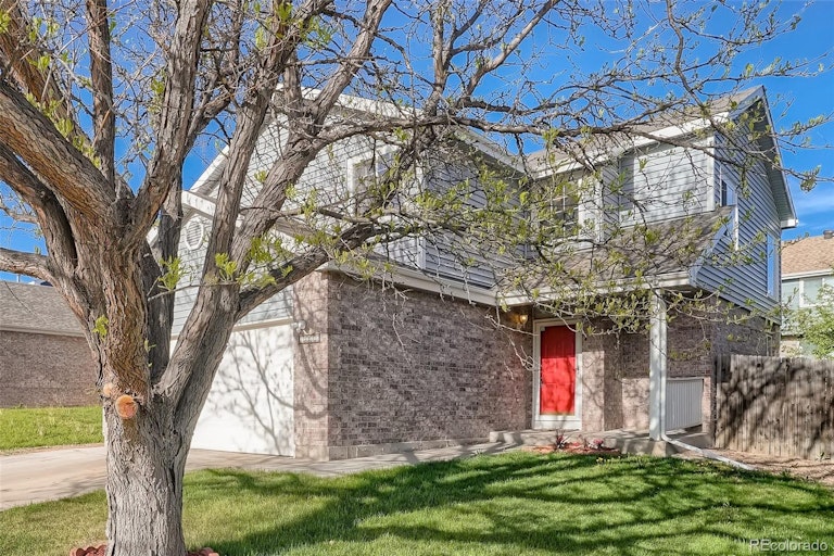Photo 2 of 28 - 12211 Niagara Ct, Brighton, CO 80602