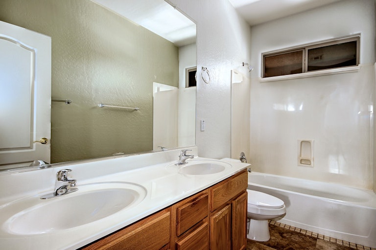 Photo 20 of 23 - 16854 W Marconi Ave, Surprise, AZ 85388