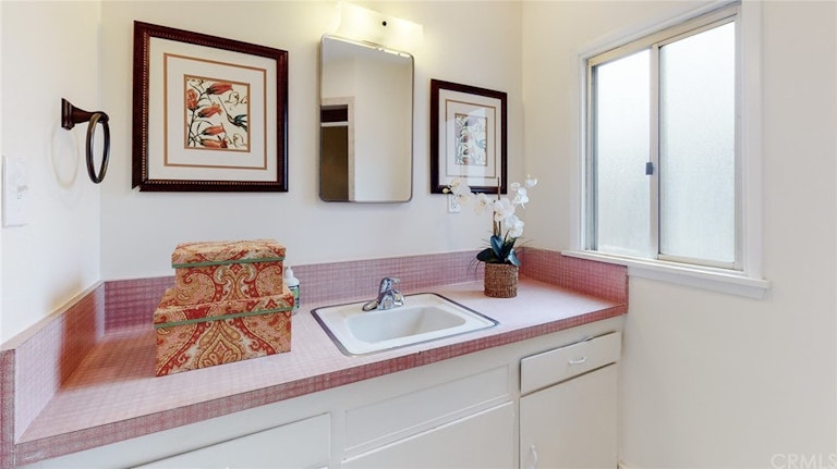 Photo 36 of 55 - 916 Panorama Dr, Arcadia, CA 91007