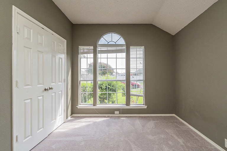 Photo 38 of 47 - 1309 Woodthorpe Dr, Mesquite, TX 75181