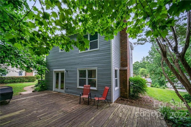 Photo 23 of 28 - 1129 Well Spring Dr, Charlotte, NC 28262