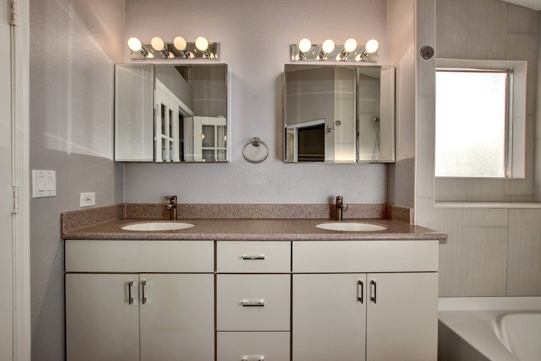 Photo 23 of 25 - 3543 E Tonto Ln, Phoenix, AZ 85050