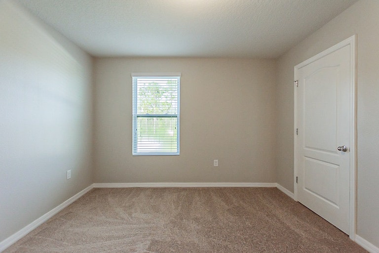Photo 18 of 28 - 1870 Green Dragon Dr, Saint Cloud, FL 34771