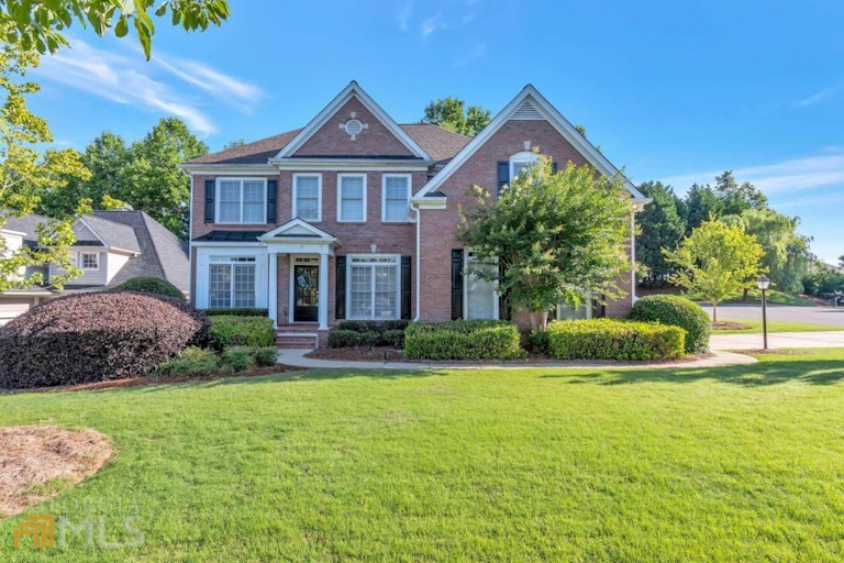 Photo 1 of 32 - 5700 Kendrick Ln, Cumming, GA 30041