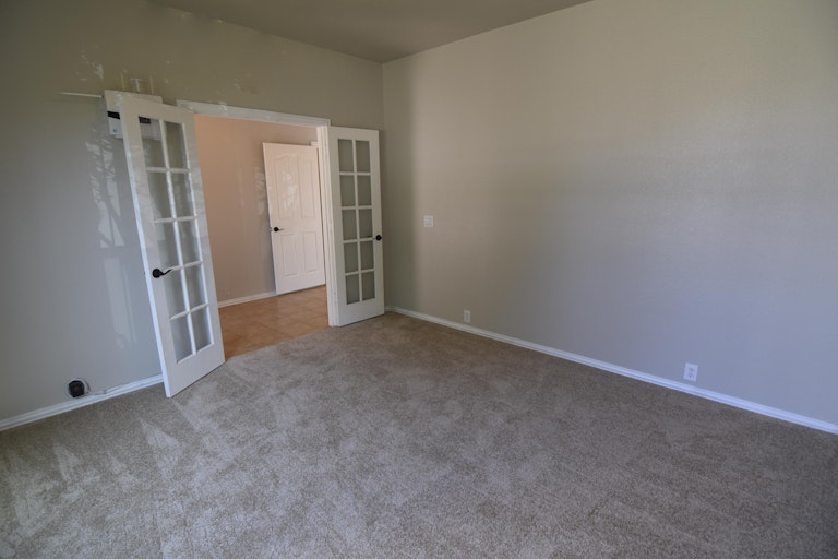 Photo 5 of 36 - 2732 Pine Trail Dr, Little Elm, TX 75068