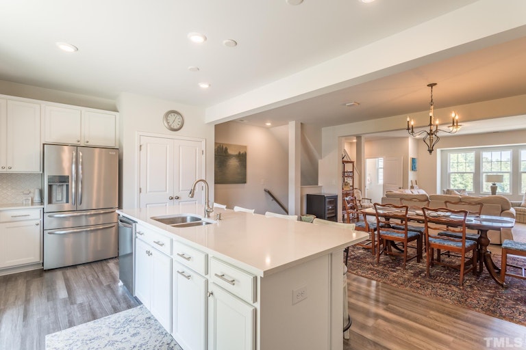 Photo 7 of 33 - 2937 Great Lawn Rd, Apex, NC 27502