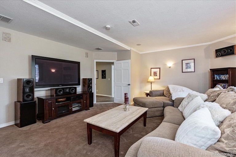 Photo 32 of 38 - 549 Shoreham Cir, Castle Pines, CO 80108