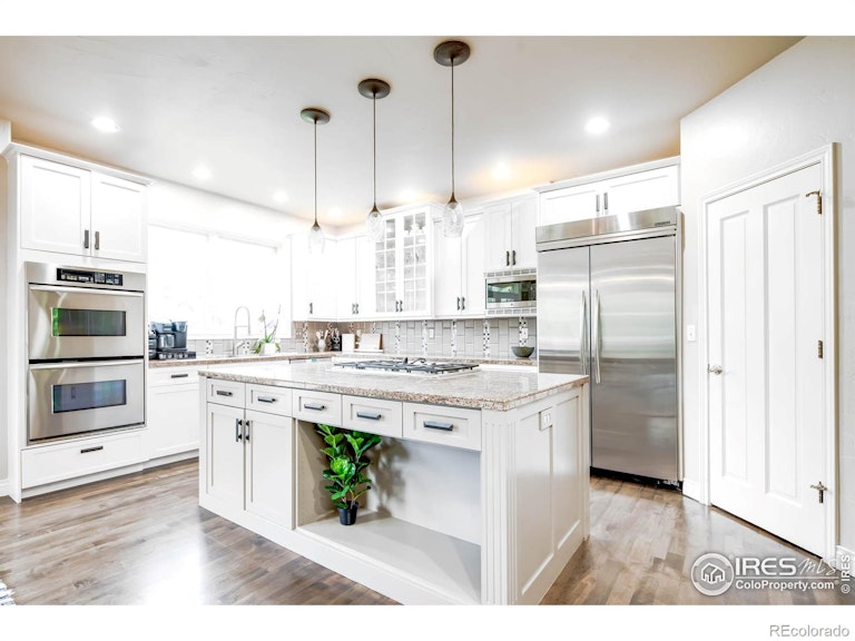 Photo 11 of 38 - 1468 Spring Creek Dr, Lafayette, CO 80026