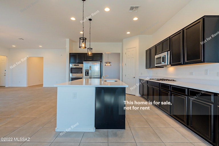 Photo 9 of 32 - 18195 S Still Lea Pl, Sahuarita, AZ 85629
