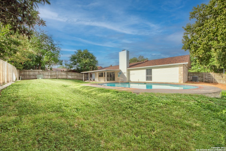 Photo 24 of 27 - 5803 Burkley Springs St, San Antonio, TX 78233