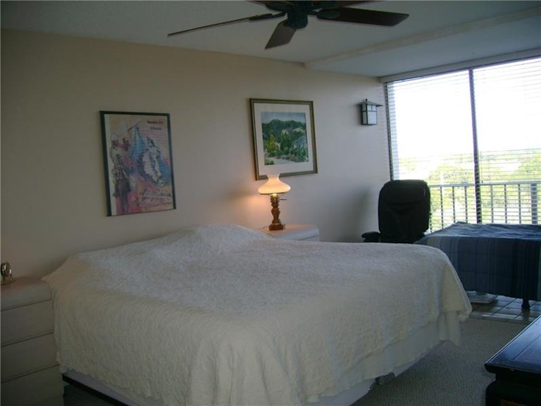 Photo 8 of 10 - 3211 W Swann Ave #801, Tampa, FL 33609