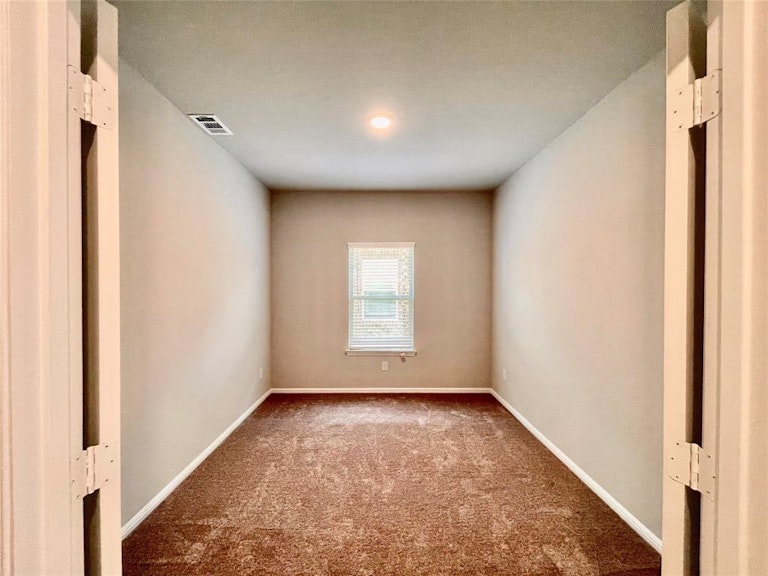 Photo 6 of 39 - 3209 Puffin Ln, Celina, TX 75009