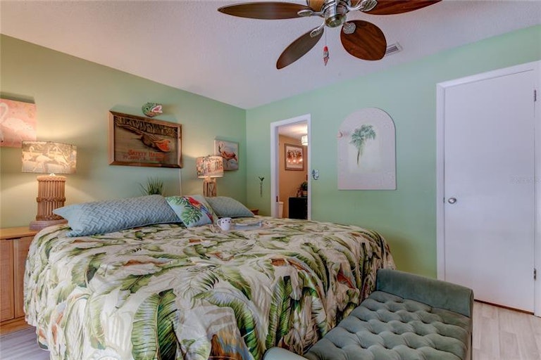 Photo 63 of 99 - 206 Timberview Dr, Safety Harbor, FL 34695