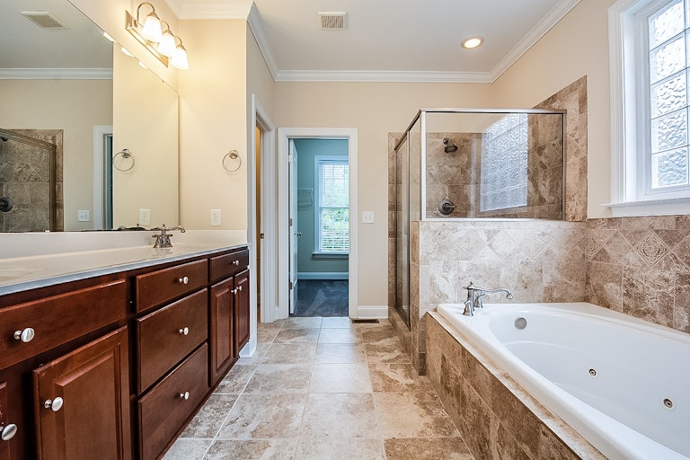 Photo 13 of 28 - 1804 Blackstone Dr, Durham, NC 27712